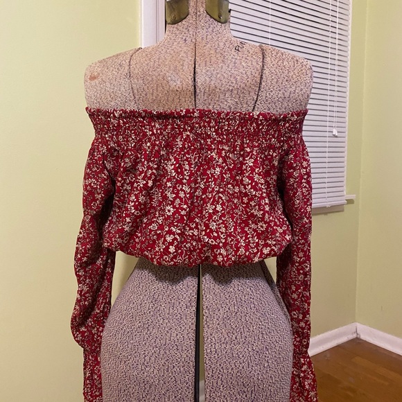 Etophe studios off the should crop top - Picture 2 of 4